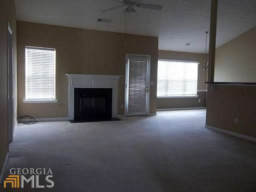 3rd image of 1670 Neighborhood Walk
