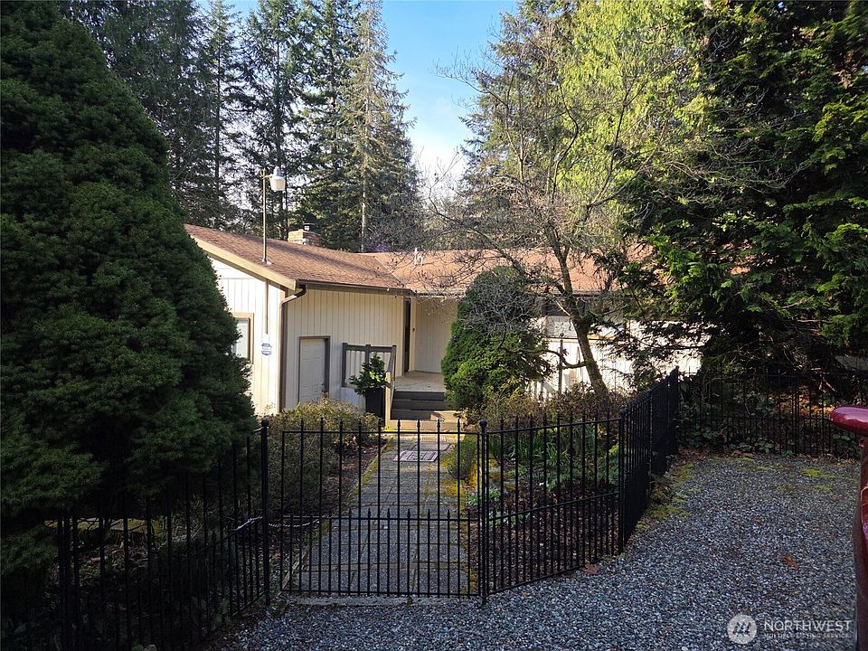1st image of 4725 272nd Avenue NE
