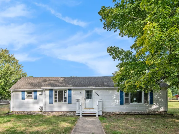 4809 Ballard Rd, Lansing, MI 48911