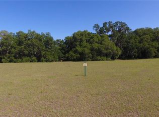 3935 Founders Club Dr, Sarasota, FL 34240