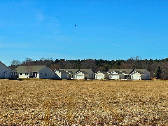 3rd image of 4010 Eastbridge Circle Rd