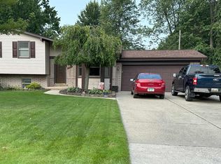 32111 Riverpoint Ave, New Baltimore, MI 48047