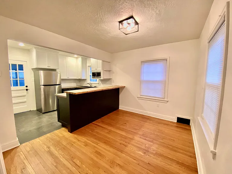 659 S McCann Ave — Photo 3