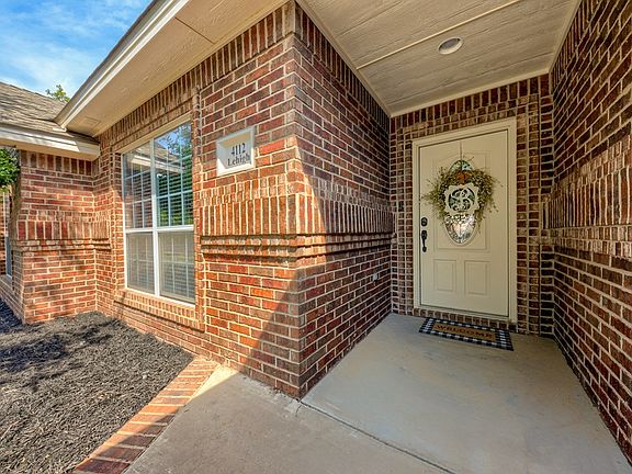 2nd image of 4112 Lehigh Dr