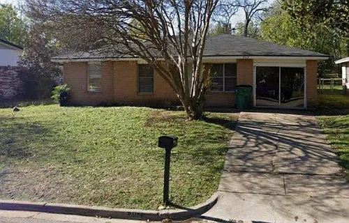 702 Horseshoe Dr Photo 1