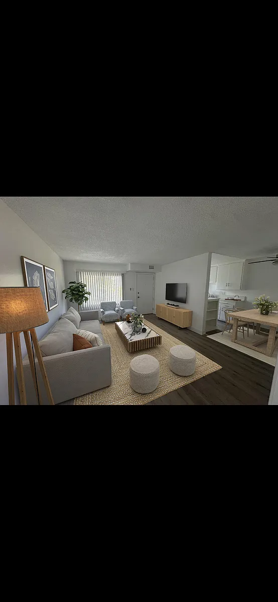 Building Photo - 8619 Belford Ave #14