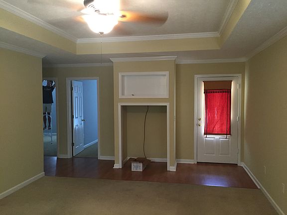 LIving Room-view from rear