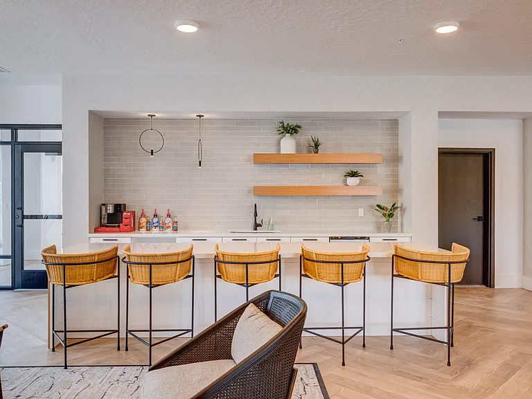 Aria Townhomes and Apartments — Photo 15