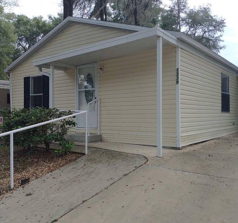 1st image of 1339 Nutwood Dr