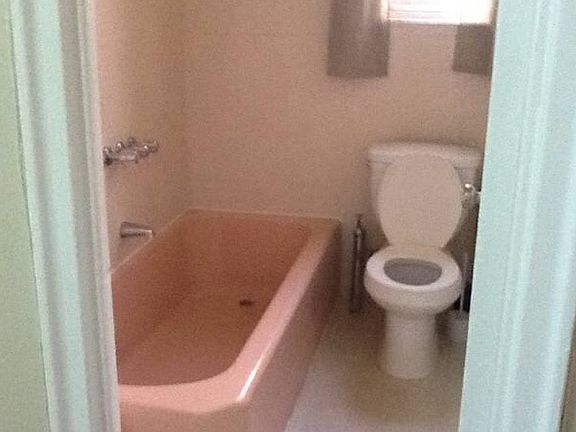 5th image of 843 E 228th St APT 2