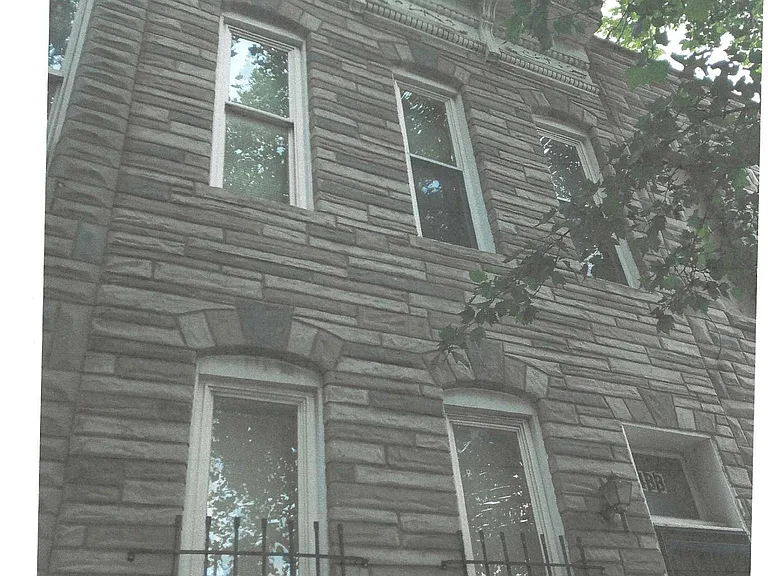 1433 N Fulton Ave — Photo 1
