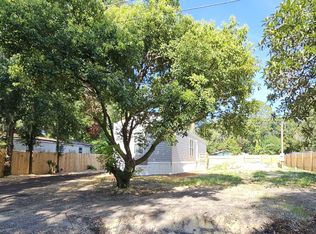 221 Whispering Pines Dr, Auburndale, FL 33823