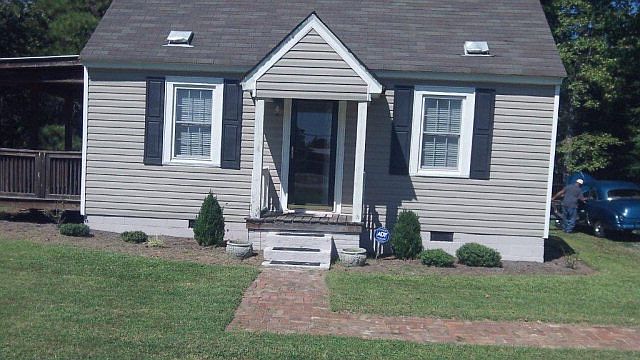 1st image of 1746 Sussex Dr