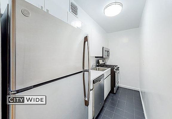 3rd image of 436-442 E 81st St #Lc