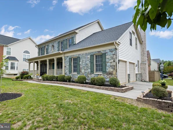 3963 Prickly St, Waldorf, MD 20603