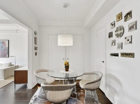 365 West 20th Street image 7 of 16