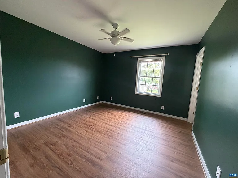 1720 Daybreak Ln — Photo 12