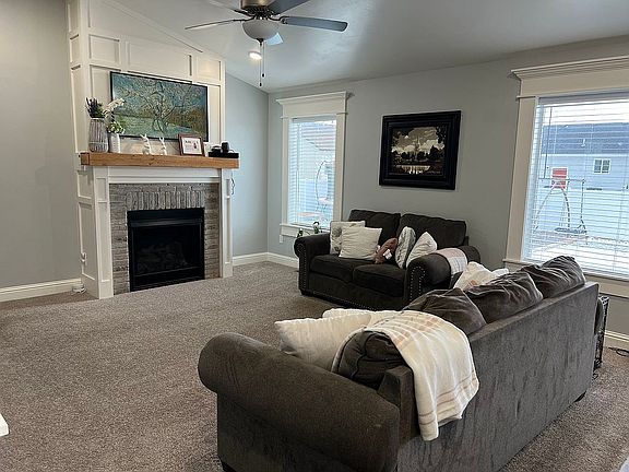2nd image of 426 Casa Dr