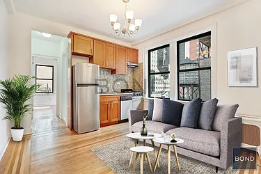 Rented by Bond New York