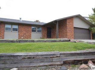 6918 Volar Dr, Cheyenne, WY 82009