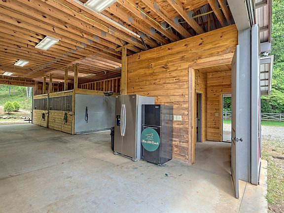 107th image of 3622 Sandy Ford Rd