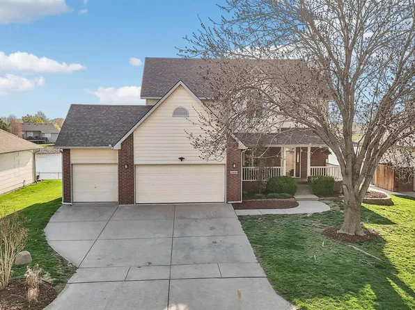 3210 N Lakecrest St, Wichita, KS 67205