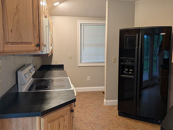 5th image of 454 Diley Rd