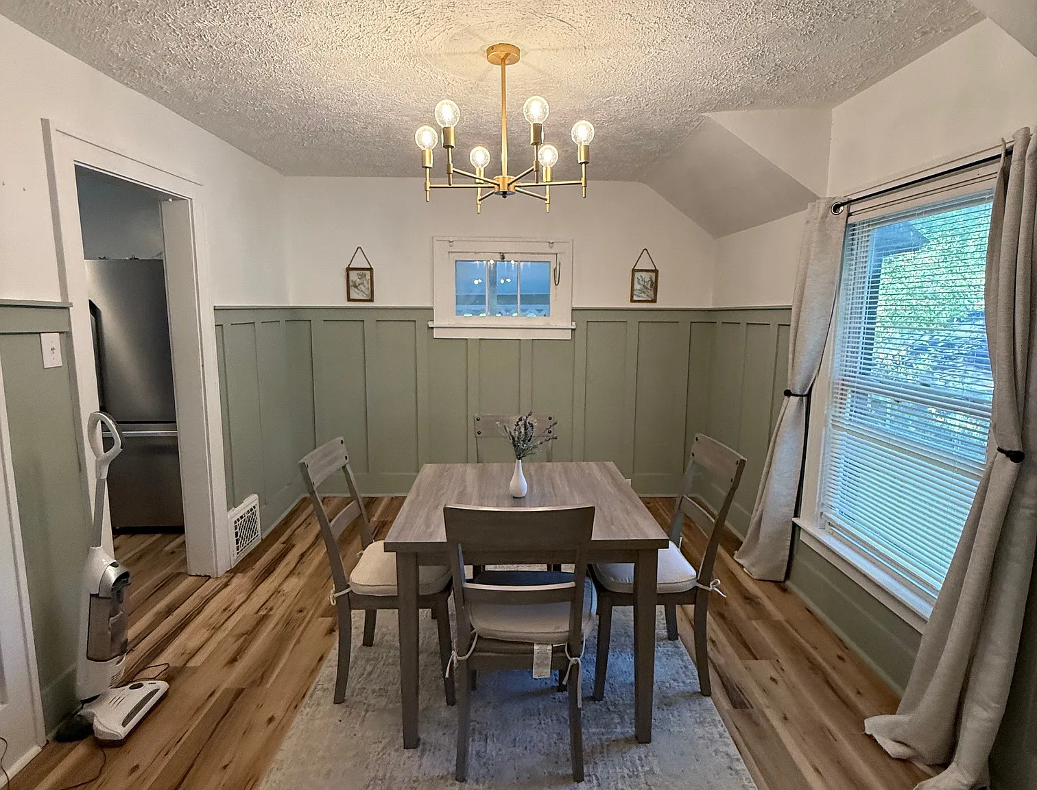 2 bed, $1,900 — Photo 4