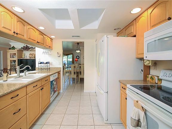 2nd image of 5311 18th Avenue Dr W