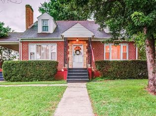 5112 Hearthstone Rd NW, Roanoke, VA 24012