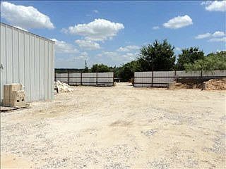 2nd image of 2209 Paluxy Hwy