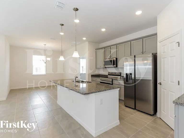 125 Windsor Reserve Dr — Photo 6