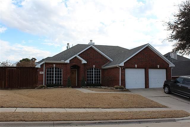 1st image of 3817 Blueridge Dr