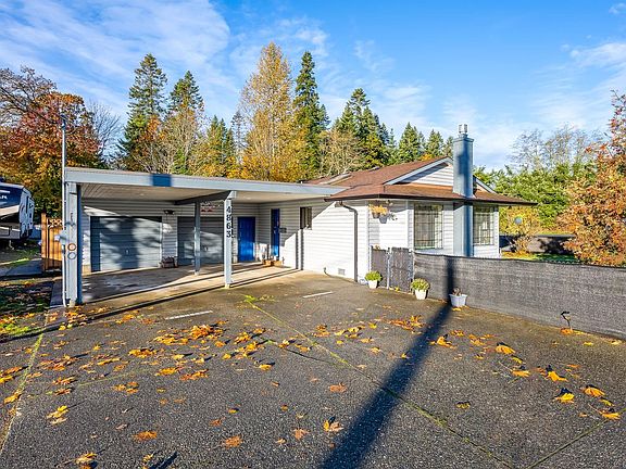 3rd image of 4863 Dundas Rd