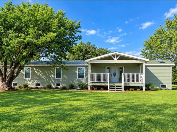 17343 Premium Dr, Hockley, TX 77447