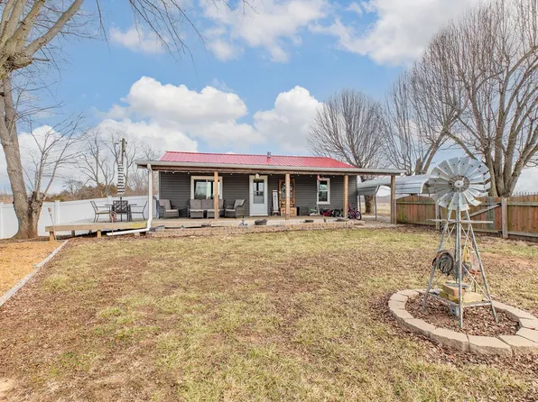 15254 Lageman Rd, Jerseyville, IL 62035