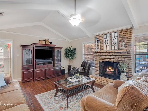 2nd image of 9412 Evergreen Dr