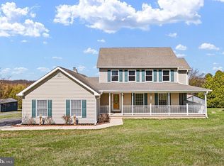 39 Long Dr, Elkton, MD 21921