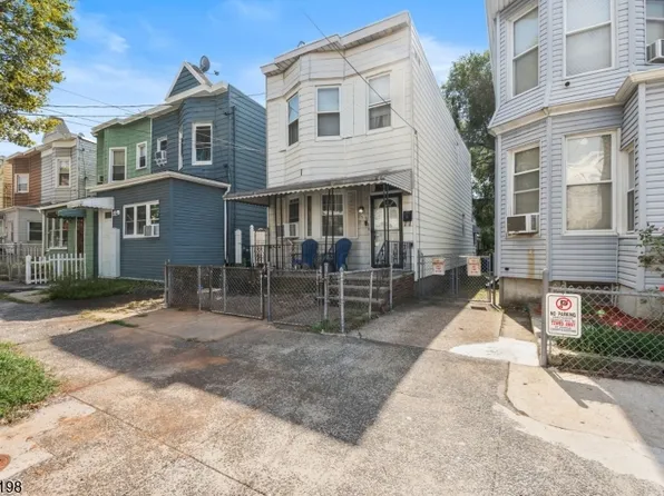 159 Boyd Ave, Jersey City, NJ 07304