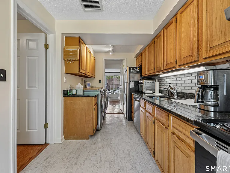 43 Highland Rd #43 — Photo 8