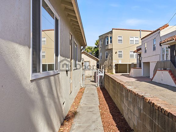 3rd image of 4339 Adeline St APT A