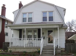 897 Montrose Ave, Columbus, OH 43209