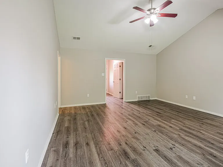 10368 Palmer Cv — Photo 5