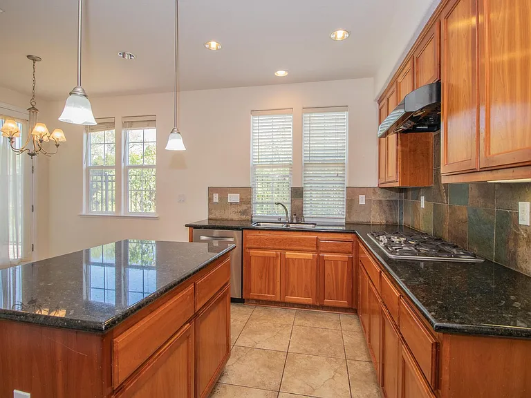 6239 Newhaven Ln — Photo 3