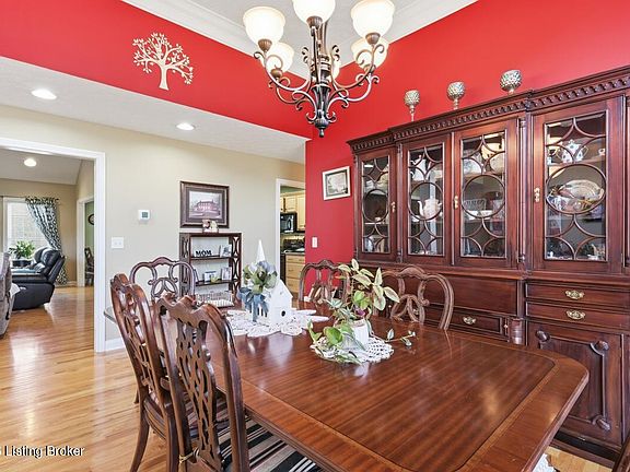 5th image of 106 Dartmore Ct