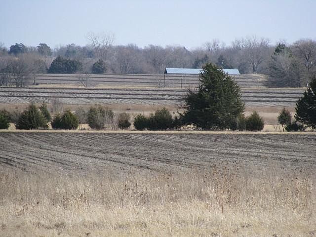 2nd image of Labette Rd