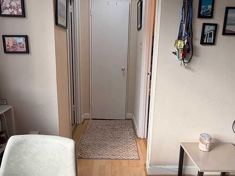 1121 Arlington Blvd #820 — Photo 7