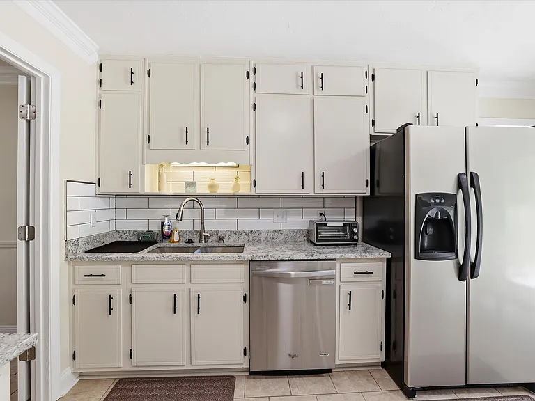 3456 Mahoney Dr — Photo 15