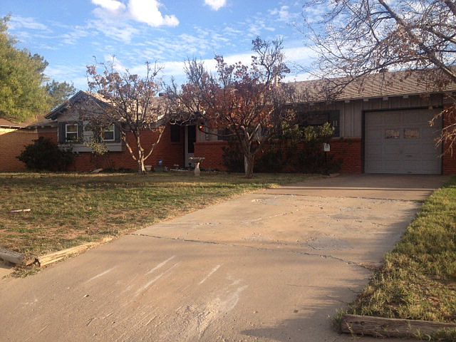 1st image of 4319 Country Club Dr