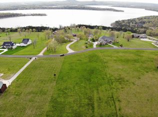 13 Lago Vista Dr, Shell Knob, MO 65747